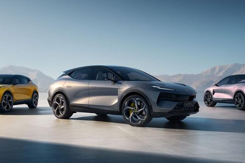 Lotus công bố giá bán 3 mẫu xe thể thao tại Việt Nam