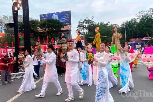 Hơn 3.000 nghệ sĩ diễu hành, khai mạc Liên hoan Múa rối Hải Phòng