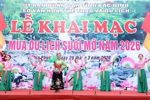 Suối Mỡ - miền non thiêng xanh thẳm
