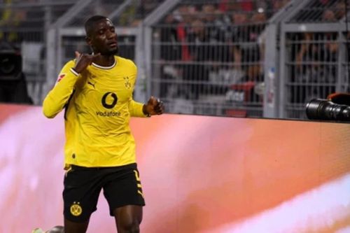 Dortmund ngược dòng nghẹt thở 3-2 trước Frankfurt để xây chắc ngôi á quân Bundesliga