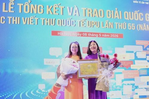 Trường THCS Lý Tự Trọng giành giải tập thể tại Cuộc thi Viết thư Quốc tế UPU lần thứ 55