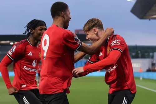 Michael Carrick và cơ hội trình làng Shea Lacey, Chido Obi tại Ngoại hạng Anh