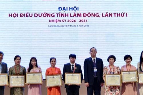 Điều dưỡng Lâm Đồng nâng cao y đức, hướng đến sự hài lòng của người bệnh