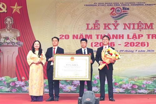 Kỷ niệm 20 năm thành lập Trường phổ thông dân tộc nội trú THCS Thượng Trạch