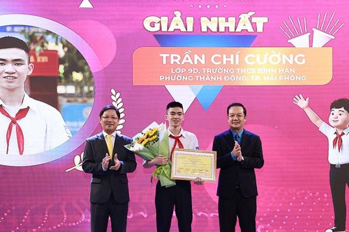 Bức thư gửi robot của nam sinh lớp 9 giành giải Nhất quốc gia viết thư UPU 2026