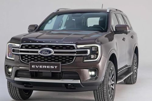 Ford Everest 2026 ra mắt tại Việt Nam: Bổ sung bản Platinum với máy xăng 300 mã lực