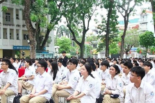 Khi học sinh THPT bắt đầu nghĩ xa hơn chuyện 'thi đỗ'