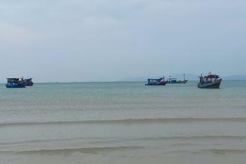 Cứu kịp thời 4 ngư dân gặp nạn trên vùng biển Cô Tô