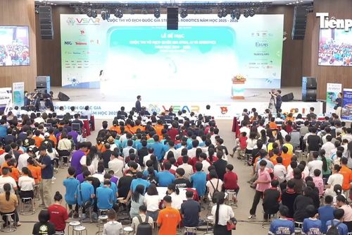 Bế mạc Chung kết VSAR 2026: Trải nghiệm công nghệ đáng nhớ của hàng ngàn thí sinh