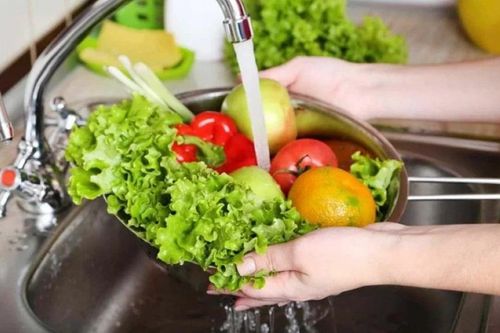 Phòng tránh ngộ độc thực phẩm mùa nắng nóng