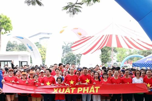 'Ngàn bước chân- Triệu trái tim khỏe': Hành động vì một cộng đồng khỏe hơn