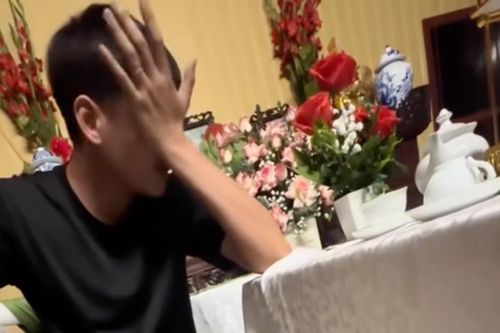 Anh trai khóc nghẹn trước ngày em gái về nhà chồng
