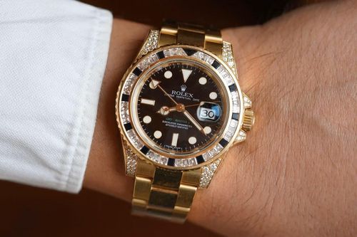 Đồng hồ Rolex nửa triệu USD của Drake có chủ mới