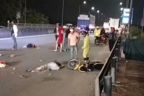 Va chạm trên Quốc lộ 1A qua Quảng Ngãi khiến 3 cha con thương vong