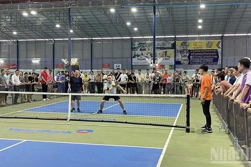 Giao lưu Pickleball chào mừng 136 năm Ngày sinh Chủ tịch Hồ Chí Minh tại Lào