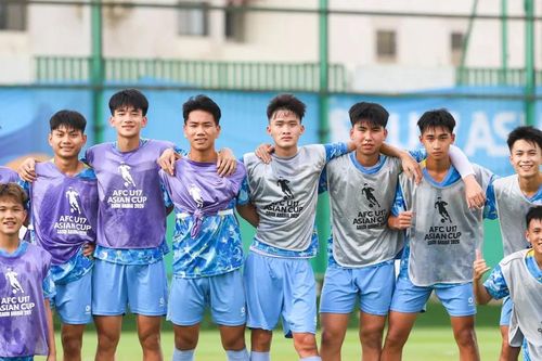 Thủ quân đội tuyển U17 Việt Nam tự tin trước cuộc so tài với U17 Hàn Quốc