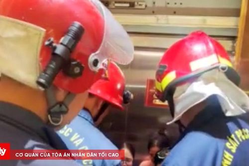 Giải cứu 7 người bị kẹt thang máy