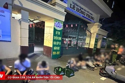 Ngăn chặn các nhóm thanh niên tụ tập, dùng chai lọ đánh nhau