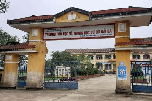 Nữ sinh lớp 7 bị nhóm bạn đánh hội đồng phải nhập viện