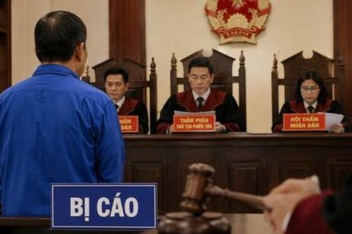 Đâm cháu vợ thủng phổi sau màn đánh ghen, người đàn ông lĩnh hơn 12 năm tù