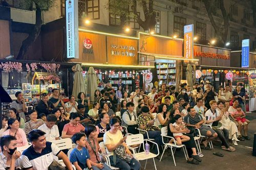Định hình không gian văn hóa đô thị mới từ Ngày hội sách và văn hóa đêm