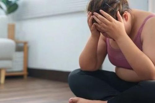 Tăng một mạch 29kg trong nửa năm, cô gái 24 tuổi 'bủn rủn' khi biết lý do
