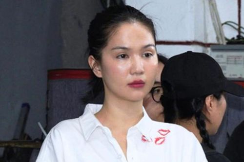 Tình thế khó khăn với Ngọc Trinh