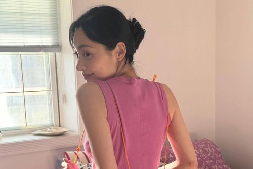 Nữ diễn viên Kim Min Ha 'gây sốt' bởi vẻ ngoài thon gọn