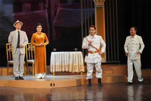 'Giữ lửa' cho nghệ thuật cải lương