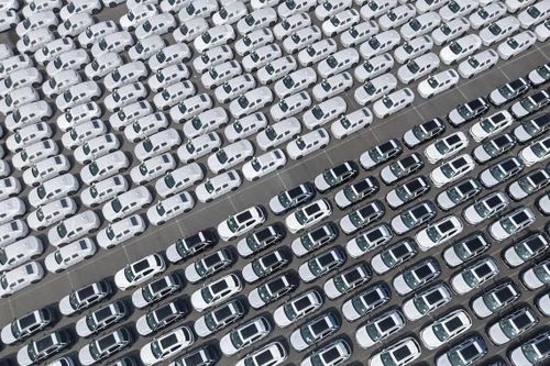 Áp lực nhiên liệu 'đẩy' người Âu về phía xe điện giá rẻ