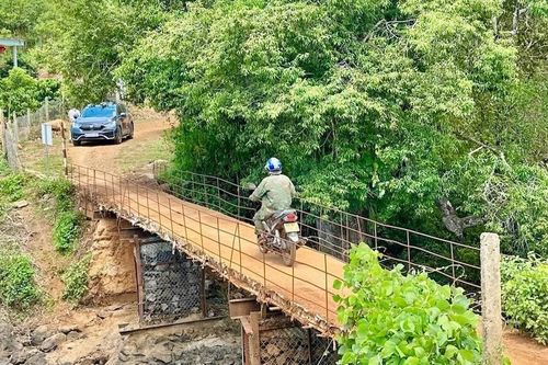 Hạ tầng giao thông xã Kon Gang xuống cấp: Cản trở sự phát triển kinh tế - xã hội