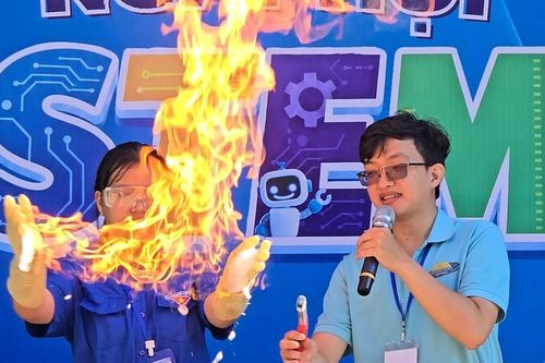 Short video: Thú vị Ngày hội STEM 2026