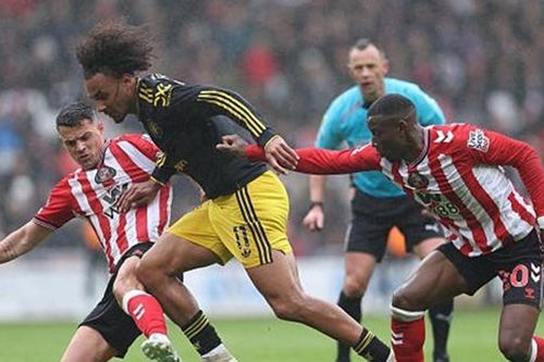 Joshua Zirkzee và dấu chấm hết tại Manchester United sau màn trình diễn tệ hại trước Sunderland