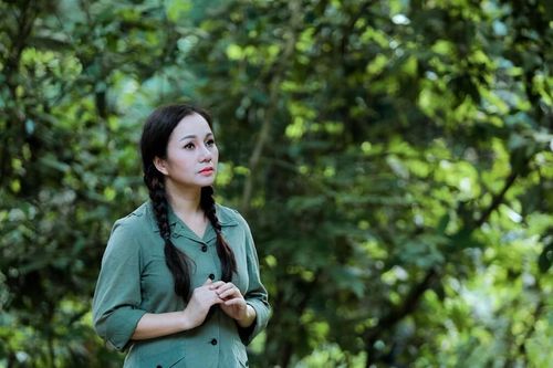 NSND Nhật Thuận: Từ cô thợ may đến nữ chỉ huy quân hàm Thượng tá