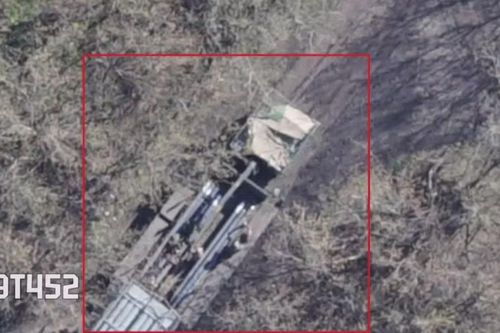 Ukraine dùng UAV hạng nặng phá hủy hệ thống pháo phản lực BM-27 Uragan của Nga