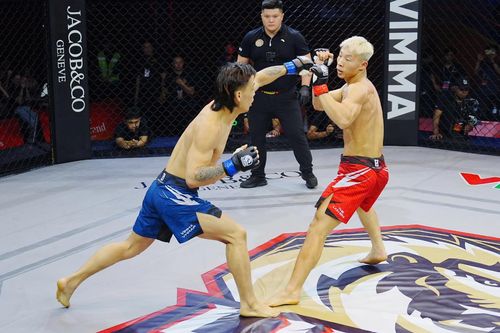 Mắc bẫy đối thủ Trung Quốc, võ sĩ Việt Nam thua đau