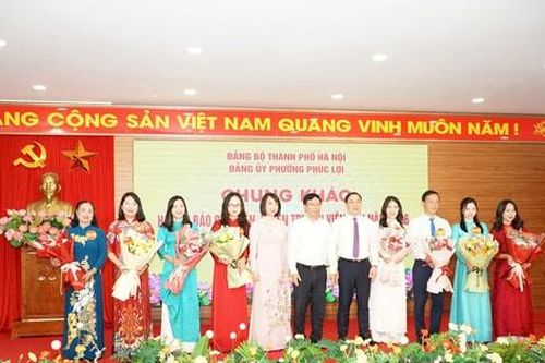 Chung khảo Hội thi 'Báo cáo viên, tuyên truyền viên giỏi' phường Phúc Lợi