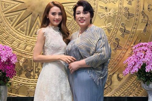MC Huyền Trang bật khóc, lần đầu bộc bạch điều này với mẹ chồng