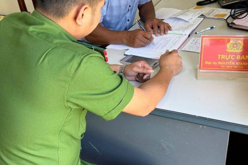 Người đàn ông chuyển khoản thành công 350 triệu đồng qua Agribank rồi trình báo công an
