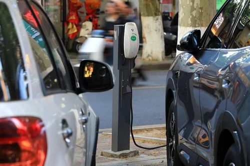 Xe điện Trung Quốc công bố đi được 500 km nhưng thực tế chỉ 300 km?
