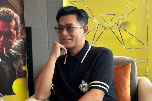 Cổ Thiên Lạc bức xúc