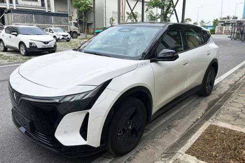VinFast lộ ảnh xe điện VF 8 thế hệ mới