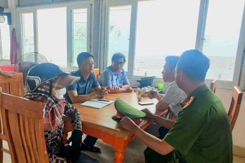 Hải Phòng: Chấn chỉnh nạn cua biển bán rong 'treo đầu dê bán thịt chó'