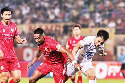 V.League: Công an Hà Nội tiếp tục củng cố ngôi đầu bảng