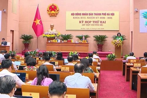 [Video] Hà Nội chưa xem xét đề án cấm xe máy xăng theo giờ tại vùng lõi Hoàn Kiếm