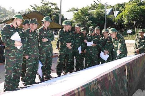 Quân khu 5 kiểm tra công tác sẵn sàng chiến đấu tuyến biển đảo của Đà Nẵng
