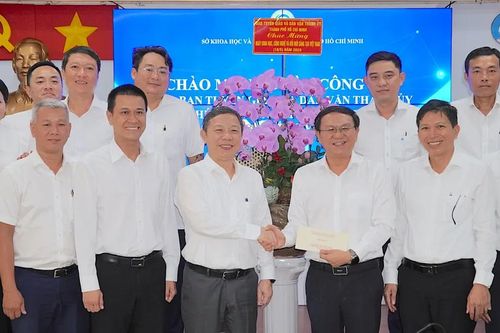 Lãnh đạo Ban Tuyên giáo và Dân vận Thành ủy TPHCM thăm các đơn vị khoa học công nghệ tiêu biểu