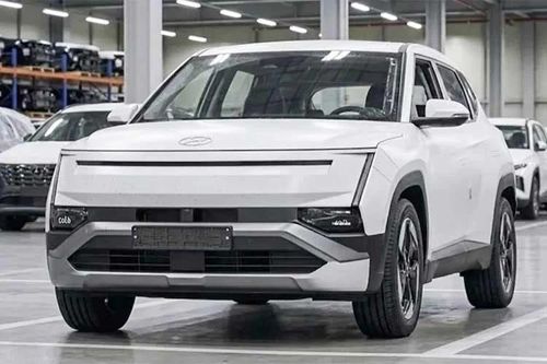 Hyundai Tucson 2027 lộ nội thất không che, màn hình 17 inch nổi bật