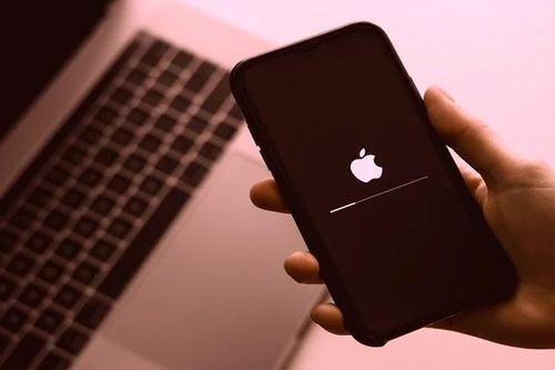 Bỏ qua cập nhật iPhone: Rủi ro bảo mật và mất tính năng mới