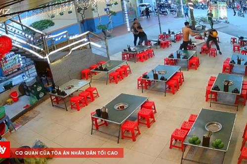 Say rượu đập phá đồ đạc, dùng hung khí chống trả Công an